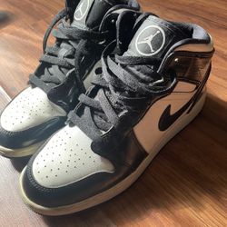 Jordan 1’s black and white Womens