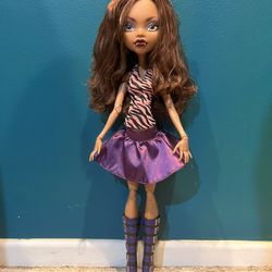 Monster High Giant Wolf Girl