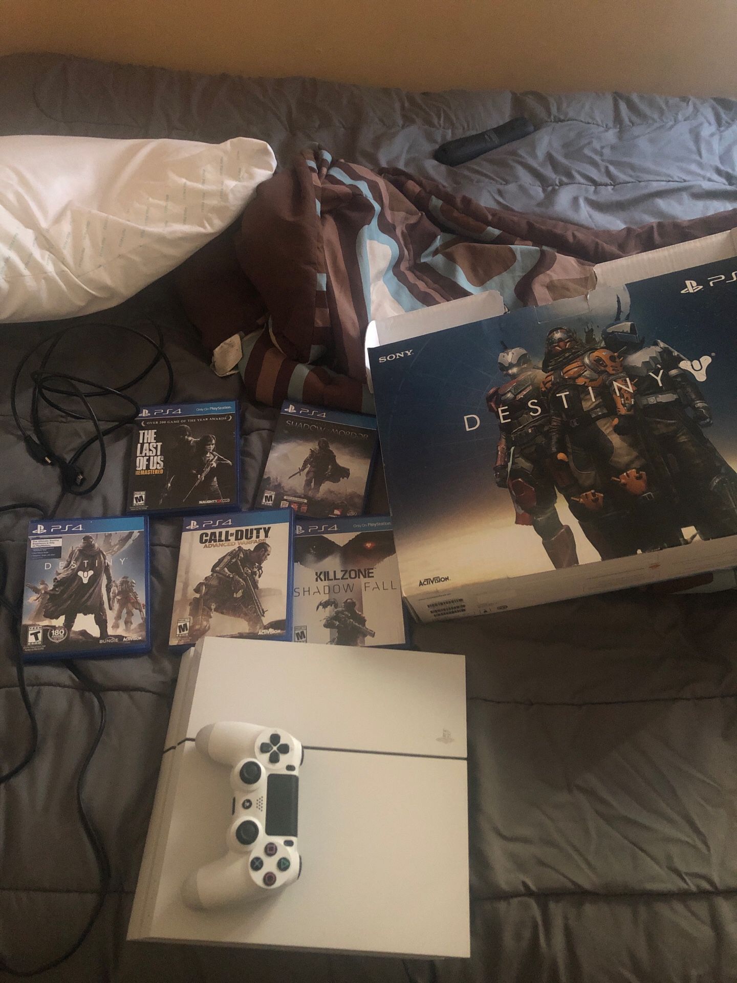PS4 With 5 games 200