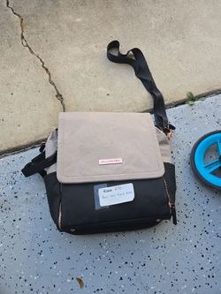 Petunia pickle bottom baby backpack diaper bag