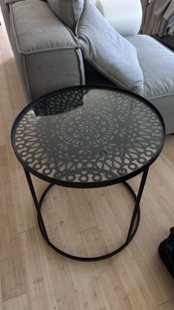 Side or coffee table