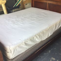 Queen Size Bed Sleigh Bed 