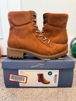 Universal Thread Lace-Up Ankle Boots – Women’s Size 9