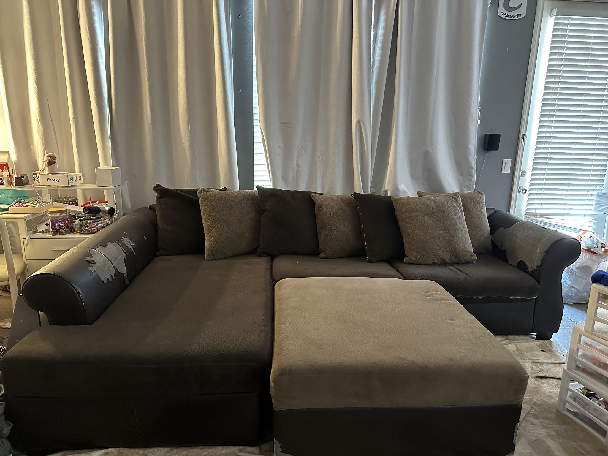 Free Sectional and Ottoman