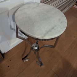 White marble accent table