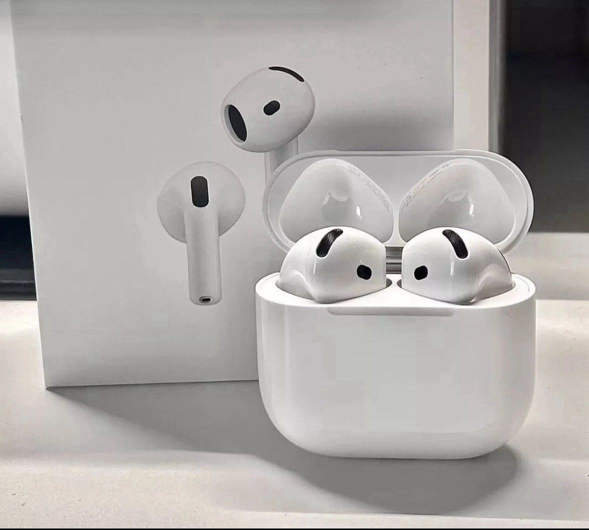 Apple Airpods 4th Generation