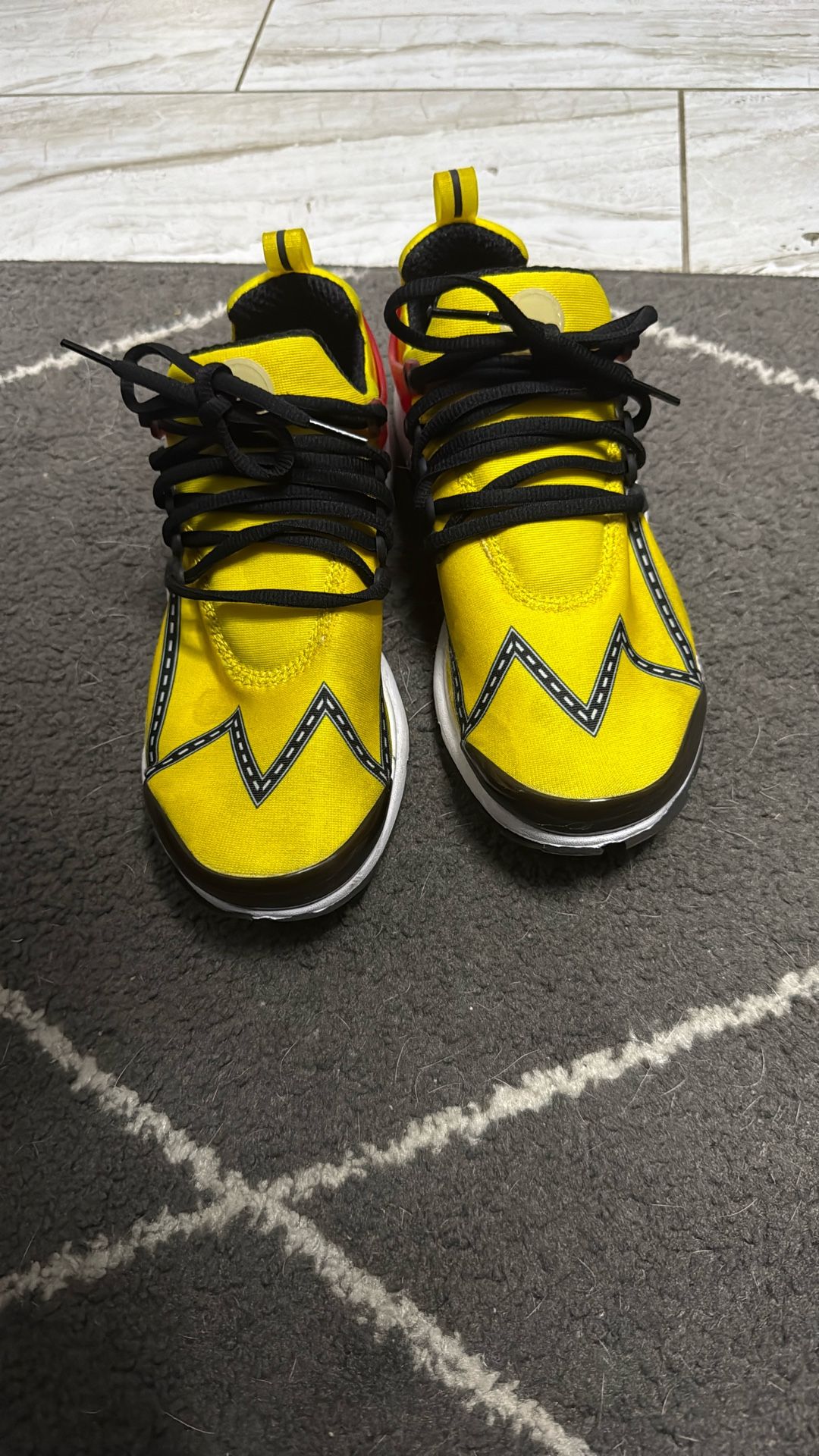 Yellow Nike Prestos Size 8
