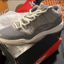 Size 13 Jordan Cool Grey Low Great Condition