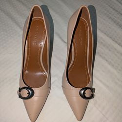 New Coach Waverly Heels With Signature Buckle Size 10 Nude