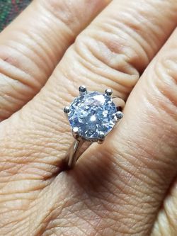 Women's 6 prongs 3.0 CT round cut wedding engagement promises ring size 7.0