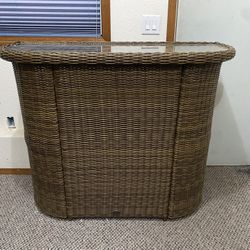 Woven Wicker Indoor/Outdoor Bar