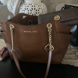 Michael Kors Purse And Wallet