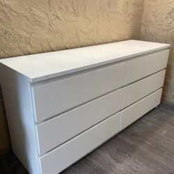 White Ikea Malm 6 Drawer Dresser - Local Delivery for a Fee - See My Items  for Sale in Fort Lauderdale, FL - OfferUp