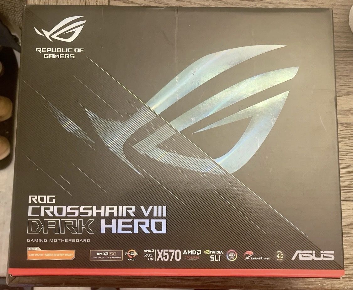ASUS X570 ROG Crosshair VIII Dark Hero AM4 AMD ATX Motherboard