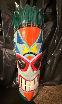 Hawaiian Hand Painted Tiki Mask