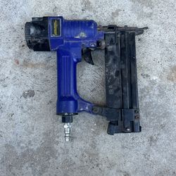 Nail/ Staple Gun (pneumatic)