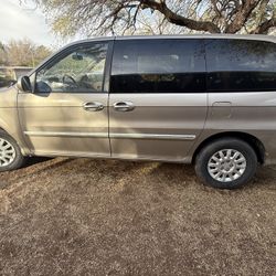 2003 KIA Sedona