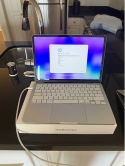 MacBook Neo Brand New