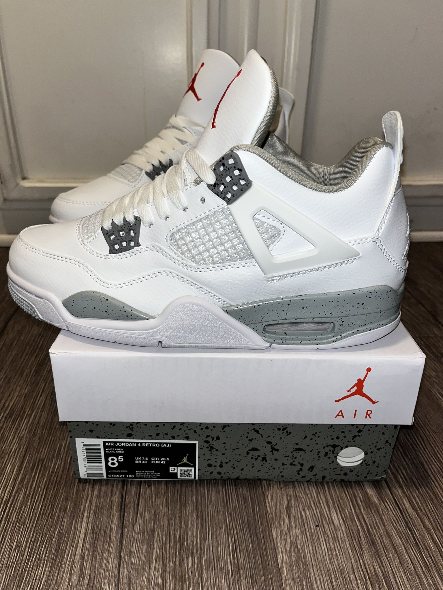 Jordan 4 White Oreo Size 8.5 Men