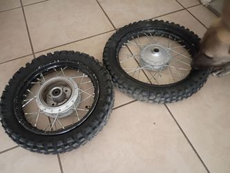 08-26 Yamaha TTR110 stock wheels