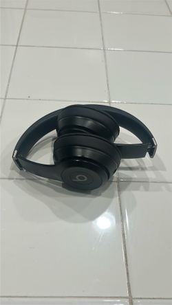 Black Beats Headphones – Great Condition