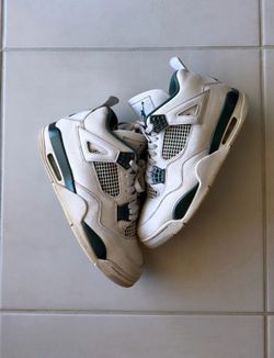 Jordan 4 oxidized green size 9