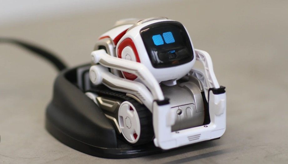 Cozmo Robot