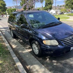 2005 Chrysler Town&country