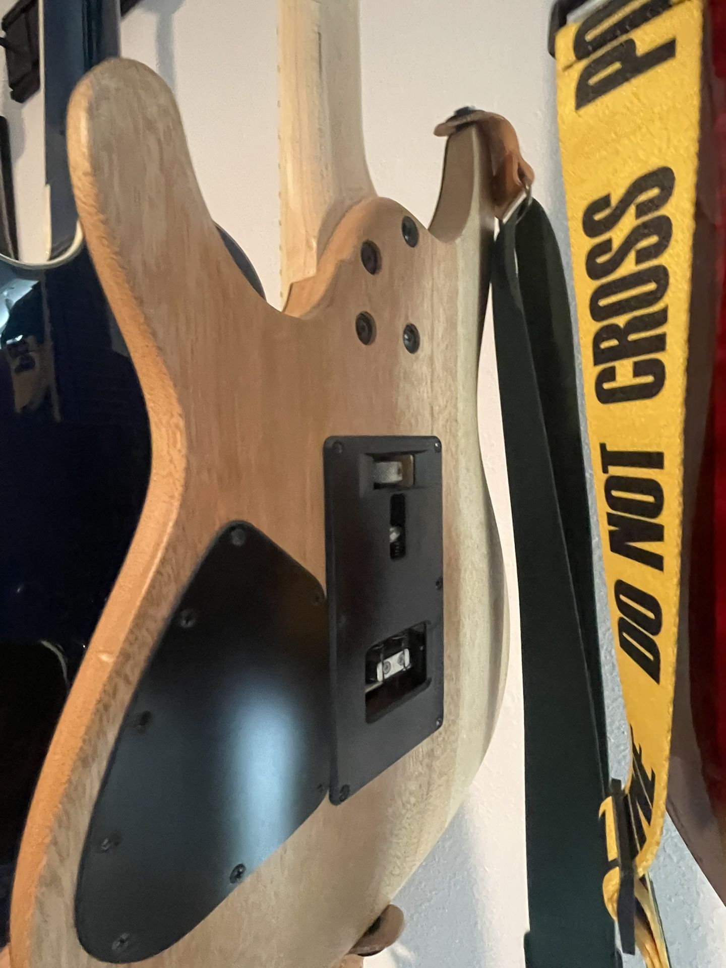 Guitar Ibanez S770PB. Ready To Tock