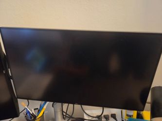 Dell ultrasharp 25 inch monitor
Model :U2520D