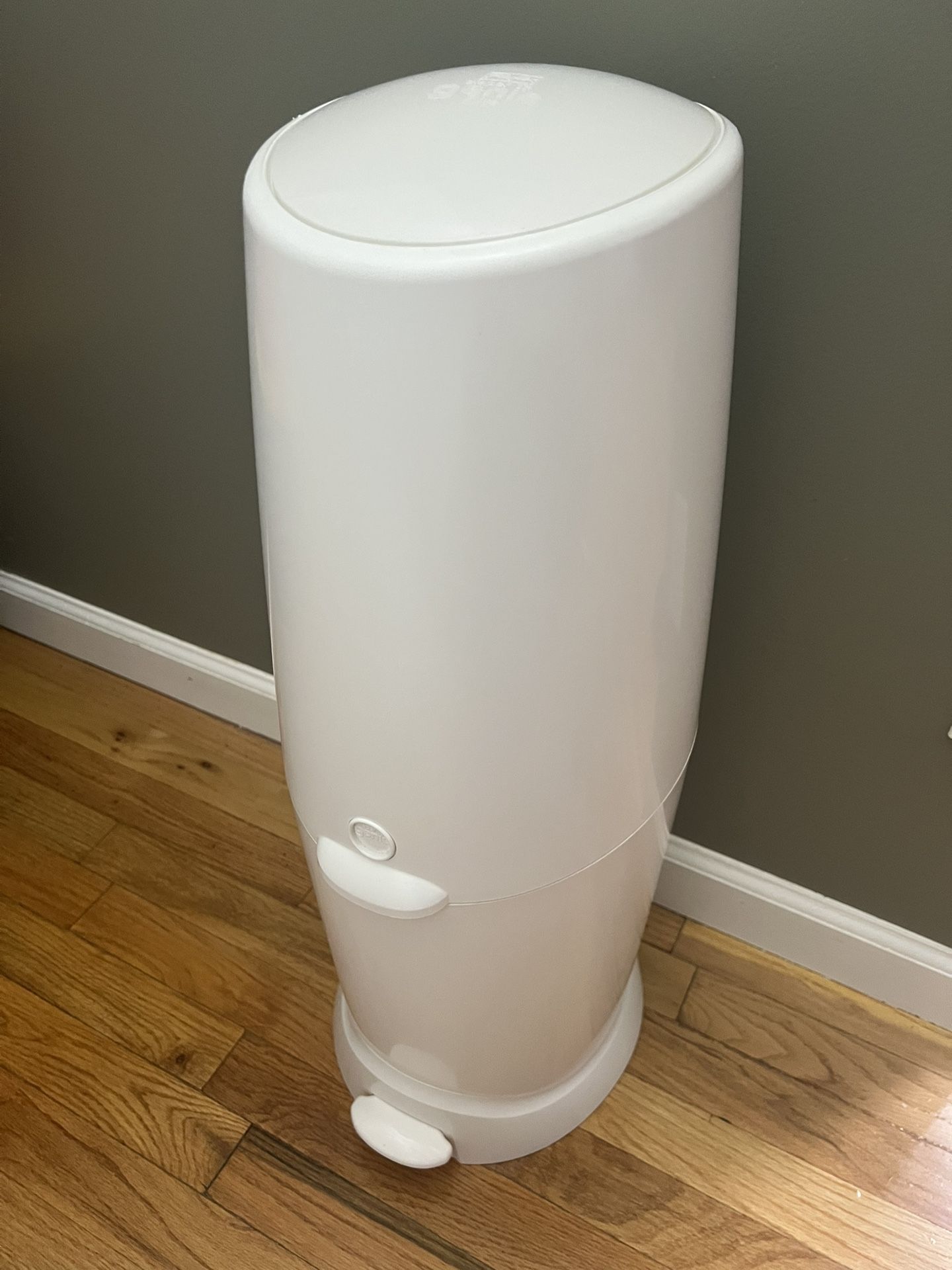 Diaper Genie® Elite Pail + Dooli Diaper Pail Bag Adapter