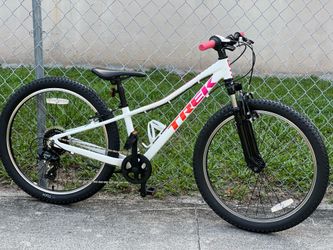 Trek precaliber 24” Kids Bike