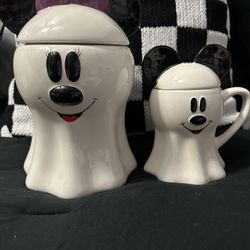 Ghost Minnie And Ghost Mickey