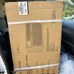 Seasons 12,000 BTU Through-The-Wall Cool-Only AC Unit Air Conditioner New in Box