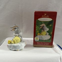 Hallmark Keepsake Classic Collection, Looney Tunes Baby’s first Christmas Bugs Bunny & Tweety Bird 