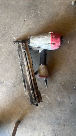 Nail gun