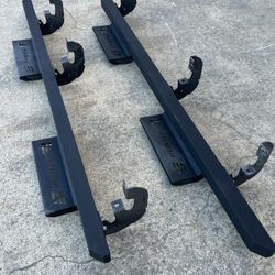 Side step runners