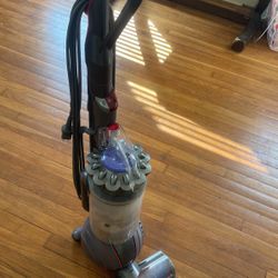 Dyson Ball 3 Upright Vacuum