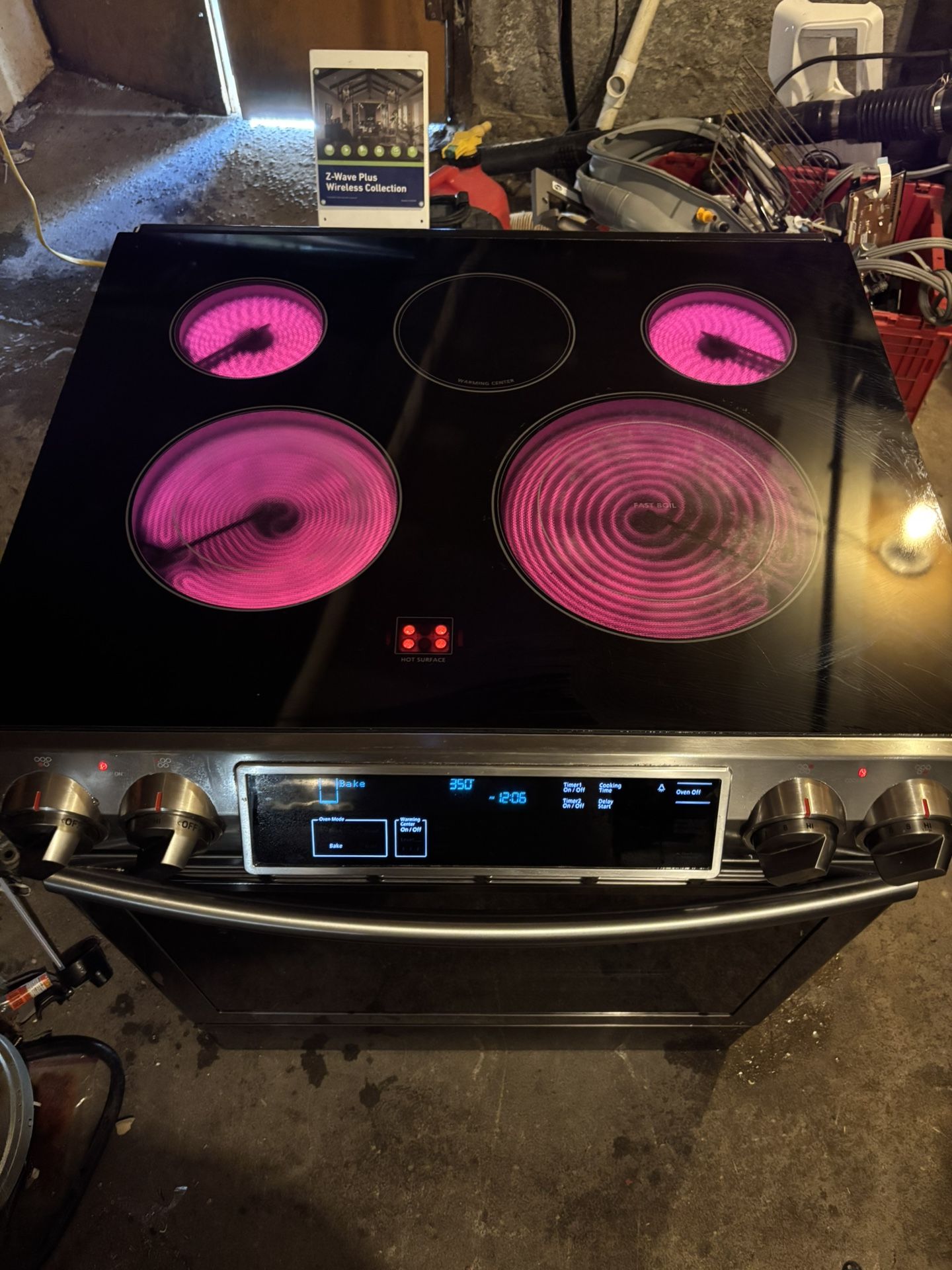 Samsung Stove On Good Working Condition