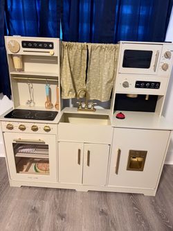 Kids kitchen