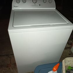 Nice Whirlpool Washer Works Great 