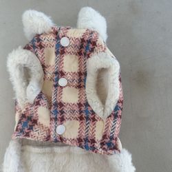 Small Size Coat Abrigo For Small Size PET Girl - With Keychain For Leash - $10 