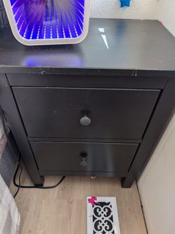 Night stand black