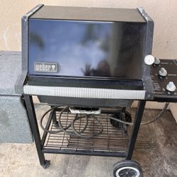 Weber Genesis Silver Natural Gas Grill