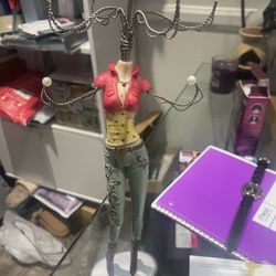 Woman Necklace Holder