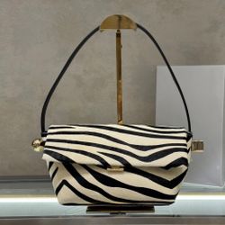 Authentic Horsehair Zebra Pattern Bag – Stylish & Unique