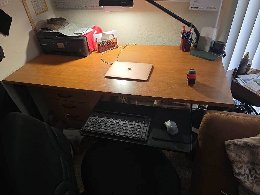 Desk and 3 drawer file cabinet w/ L-shape attachment 