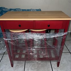 Red Breakfast/Kitchen Table For 2