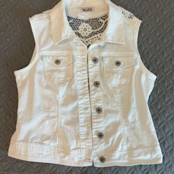 Women’s Mud White Jean Button Up Vest With Lace Size Medium