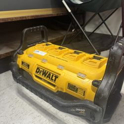 Dewalt DCB1800 Portable Power Station 